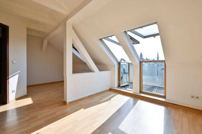Maisonette 3-Raum-Wohnung im Dachgeschoss mit BALKON UND SUPER AUSBLICK in Chemnitz