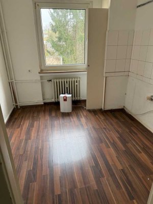 Helle 2 Zimmer KDB Wohnung im Südostviertel