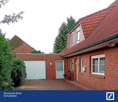 VB! Ebenerdiger Bungalow mit ausgebautem Dachgeschoss