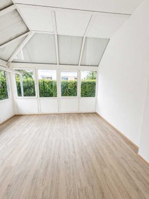 Große 6 Zimmer Wohnung