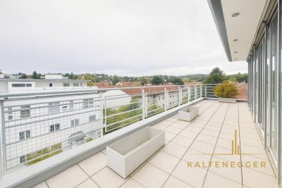 Traumhafte Dachgeschosswohnung am Fuße des Hackenbergs