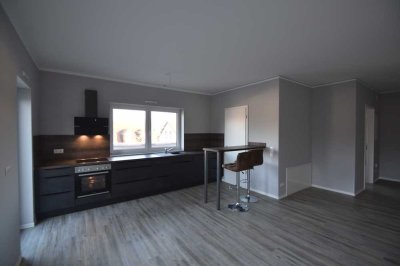 Penthouse - Wohnen einmal anders - ab 01.06.24 - 2,5 Zimmer, zentrale Lage