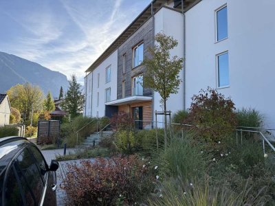 Neuwertige 3 Zimmer - Gartenwohnung in ruhiger Lage Bayerisch Gmain
