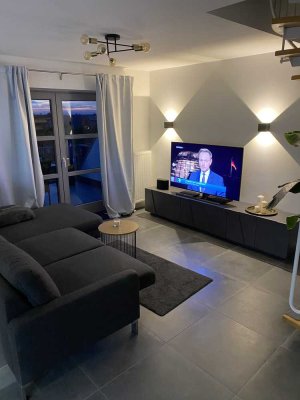 Vollständig renovierte 3-Zimmer-Wohnung mit Balkon und Einbauküche in Paderborn