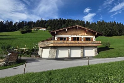 Alpiner Wohntraum mit großer Sonnenterrasse, Garten &amp; Bergblick (06462)