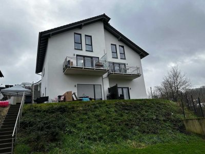 Doppelhaushälfte mit separater Einliegerwohnung !Provisionsfrei!