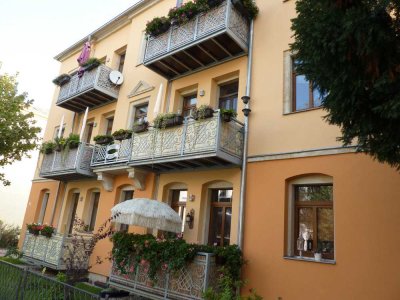 Hochwertige, neu modernisierte 5-Zimmer-Wohnung in Dresden-Naußlitz mit Balkon und 2 Bädern