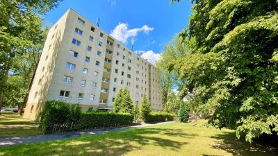 Frisch sanierte 3 Raum-Wohnung mit Balkon