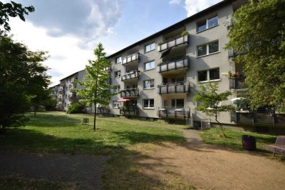 3-Zimmer-Wohnung mit Loggia in D-Holthausen,bequem im Erdgeschoss zum Selbstbezug! 'Rhein fußläufig'
