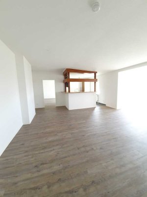 Urbanes Wohnen – stilvolle Dachgeschosswohnung mit Charakter