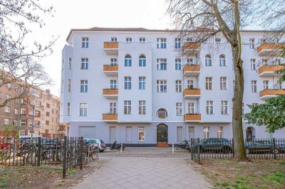 Erdgeschosswohnung mit 2,5 Zimmern direkt am Wildenbruchplatz