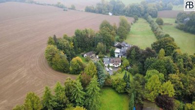 Stilvolles Anwesen mit Einliegerwohnung und ca. 10.000  m² in ruhiger Lage Mettmanns