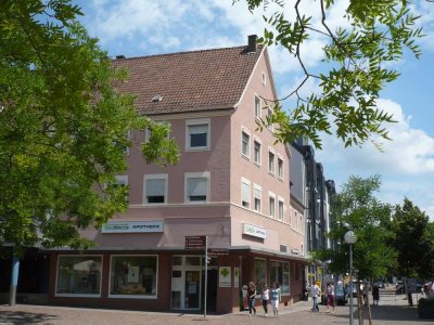 Schöne, helle, vollst. renovierte 4-Zimmer-Wohnung mit geh. Innenausstattung mit EBK in Zweibrücken