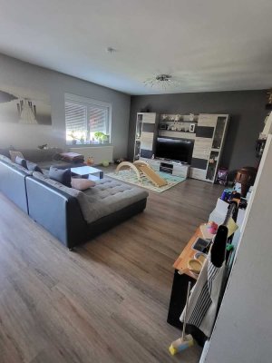 Stilvolle und Lichtdurchflutete 4 Zimmer Wohnung im Herzen von Schwelm