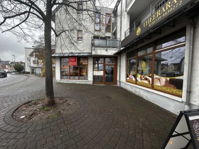 Exklusive, vollst. renovierte 2-Raum-Wohnung mit geh. Innenausstattung mit Balkon und EBK