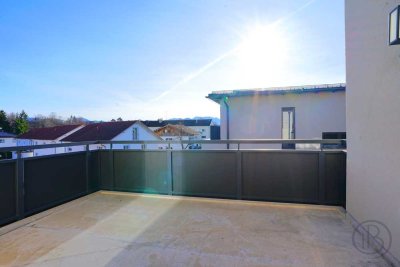 Provisionsfrei. Neuwertige 3 Zi.- Wohnung mit Südbalkon zur Kapitalanlage in Traunstein.