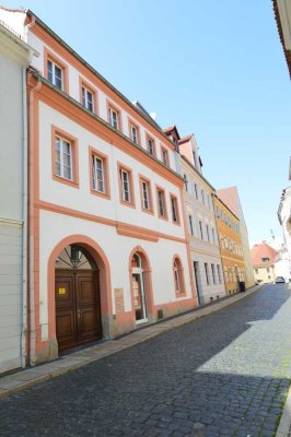 Individuelle, sonnige Altstadt-2-Zimmerwohnung mit Süd-West-Balkon und Gemeinschaftsgarten!