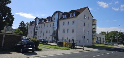 Seniorengerechte 2-Raumwohnung mit Fahrstuhl, Balkon und ebenerdiger Dusche!
