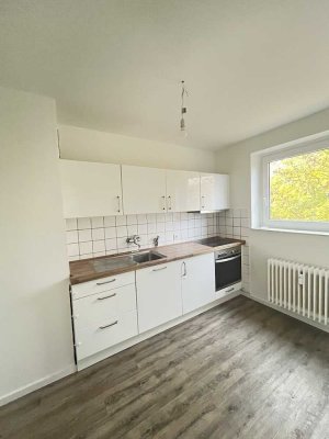 4,5-Zimmer-Wohnung mit Balkon frei!
