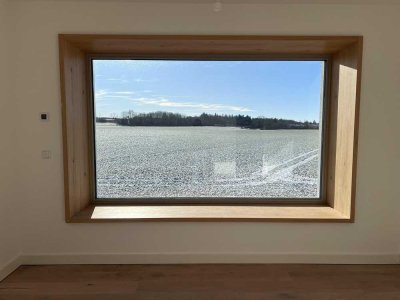 Einfamilienhaus mit 3 Bädern, 7 Zimmern/möglicher Einliegerwohnung und Traumblick