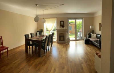 Von privat an privat: 3 bis 4-Zimmer-Maisonette-Wohnung, ca. 90 qm, Terrasse & kleiner Garten