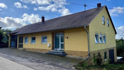 Freistehendes Einfamilienhaus mit großzügigen Lager- und Abstellflächen in Langsur-Mesenich