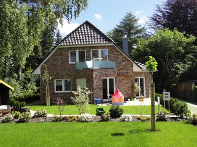 Schönes EFH in ruhiger Lage in zweiter Reihe in HH Schnelsen