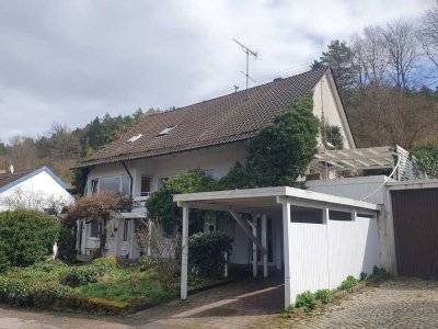 Naturnahes großzügiges 10-Zimmer-Mehrfamilienhaus in Wildberg