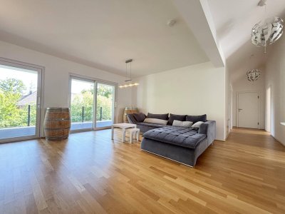 Exklusive Dachgeschoßwohnung mit traumhaften Ausblick!