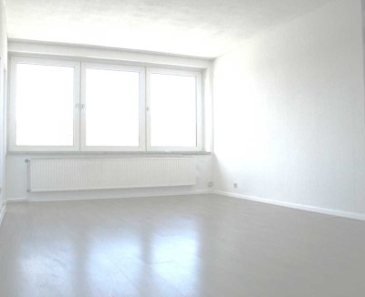 Helle 3-Zimmer-Wohnung in ruhigem Mehrfamilienhaus in Braunschweig-Querum