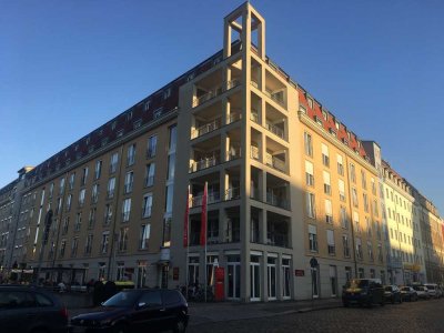 Großzügige Dachwohnung in unmittelbarer Elbnähe!