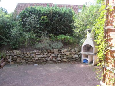 75qm; 3-Zi Maisonette (Russee) sehr ruhig, sehr "grün" mit Kaminofen innen u außen; Stellplatz