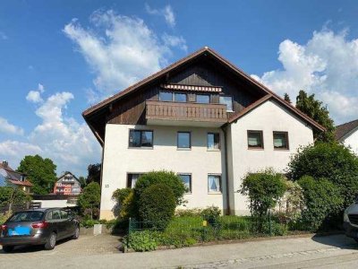 **Schöne Dachgeschosswohnung über die gesamte Etage**
