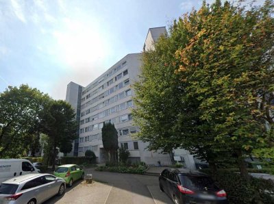 Geschmackvolle, modernisierte 2-Raum-Wohnung mit Balkon und EBK in Bietigheim-Bissingen