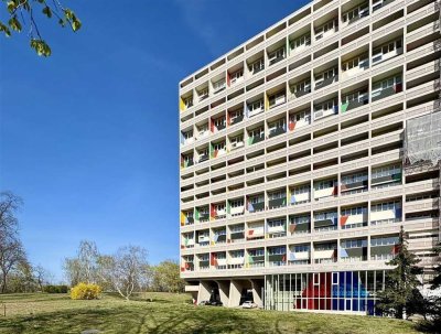 Maisonettewohnung im ikonischen Corbusierhaus – mit Weitblick ins Grüne und Raum für Ihre Vision
