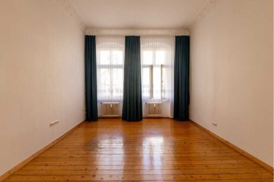 Altbaucharme in Berlin Tegel bezugsfreie Eigentumswohnung