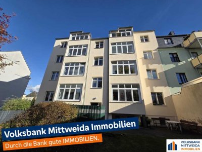 Großzügige 4-Zimmer-Wohnung mit Balkon/ Loggia!