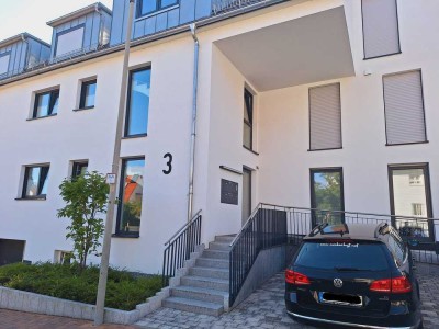 wunderschöne, lichtdurchflutete Wohnung im EG