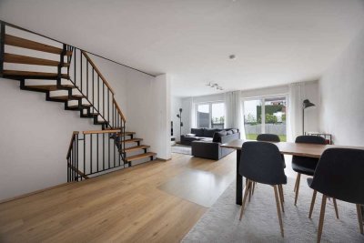 Neuwertiges Reihenmittelhaus am Landshuter Moniberg mit A+ Energieeffizienz, Garten und Garage