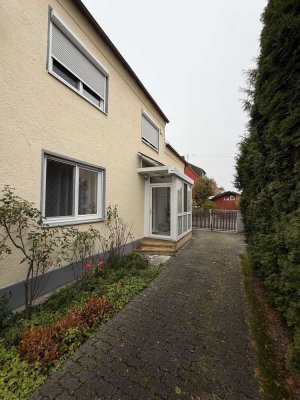 Katip | Charmantes Doppelhaus in Augsburg-Ost – ideal für Familien, zwei Wohneinheiten möglich