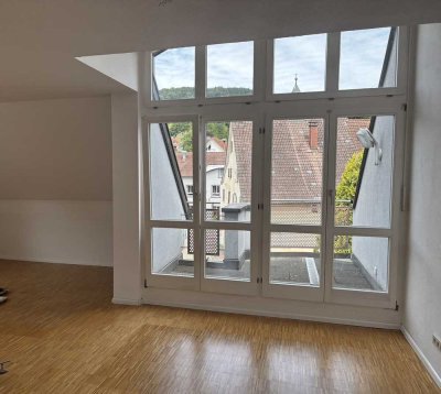 Wunderschöne 4-Zi. Architekten-Maisonette in Inzlingen