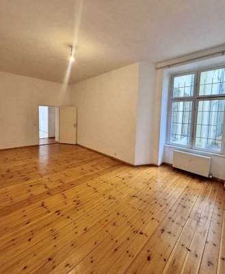 3-Zimmer Altbaucharm mit großem Garten im Afrikanischen Viertel