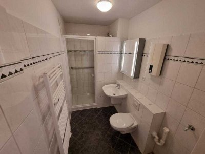 2,5 Zimmer Wohnung mit Balkon, Aufzug und renoviertem Bad im Ostviertel