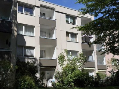 leere 3-Zi. Wohnung am Nordwestzentrum