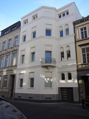 Exklusive, geräumige 1-Zimmer-Wohnung in Bonner Innenstadt  möbliert/Teilmöbliert