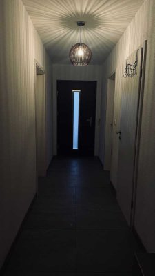 Leer stehendes 5-Zimmer Reihenhaus in Büttelborn mit Garten und zwei Stellplätzen