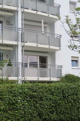 Schöne, geräumige 1 - Zimmer Wohnung in Landshut, mit Balkon, in ruhiger, zentraler Lage
