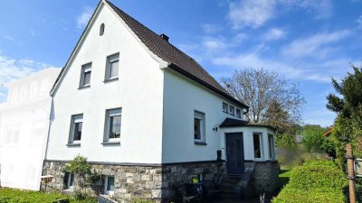 Charmante Doppelhaushälfte in naturnaher Lage von Arnsberg-Oeventrop