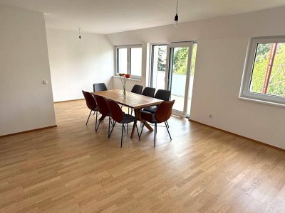 Ruhig wohnen in Hietzing - Neubau Erstbezug + Balkon ca. 11 m² + Markenküche Wert ca. € 22.000 + 1 Garagenplatz im Eigentum - alles im Kaufpreis inkludiert !