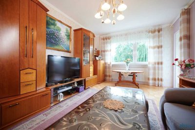 Geräumige 3-Zimmer-Eigentumswohnung frei lieferbar mit Balkon & Aufzug in Lübeck-Buntekuh